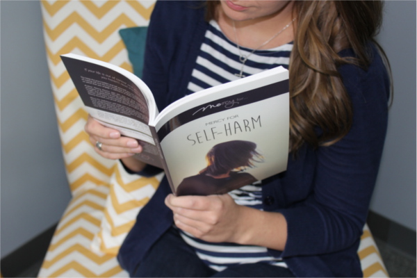 reading_self_harm_book_600x400 Young Woman Reading "Mercy for Self-Harm" by Nancy Alcorn | Mercy Multiplied
